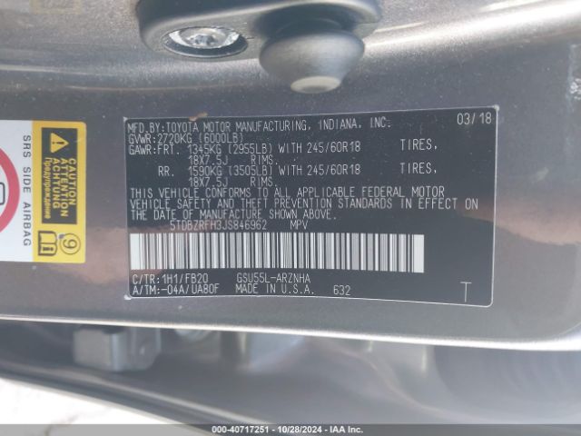 Photo 8 VIN: 5TDBZRFH3JS846962 - TOYOTA HIGHLANDER 