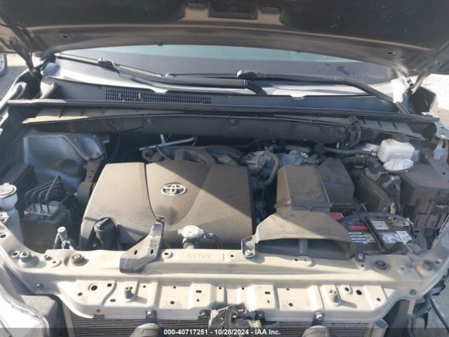 Photo 9 VIN: 5TDBZRFH3JS846962 - TOYOTA HIGHLANDER 