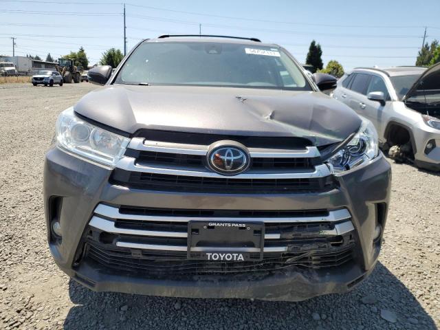 Photo 4 VIN: 5TDBZRFH4JS498332 - TOYOTA HIGHLANDER 