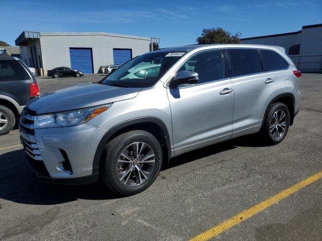 Photo 0 VIN: 5TDBZRFH4JS847375 - TOYOTA HIGHLANDER 