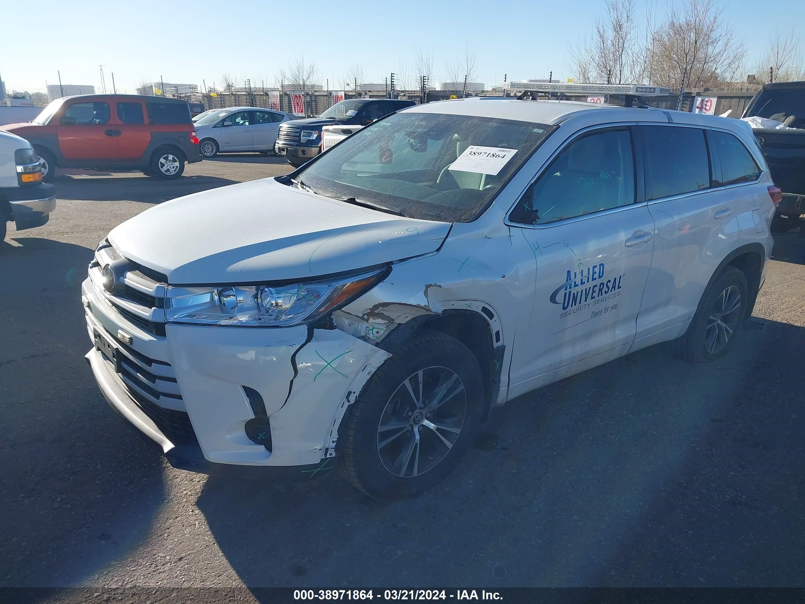 Photo 1 VIN: 5TDBZRFH5HS369929 - TOYOTA HIGHLANDER 