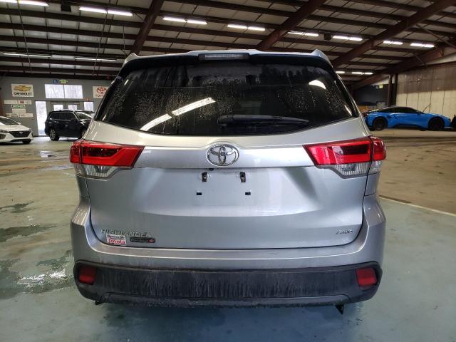 Photo 5 VIN: 5TDBZRFH5JS808696 - TOYOTA HIGHLANDER 