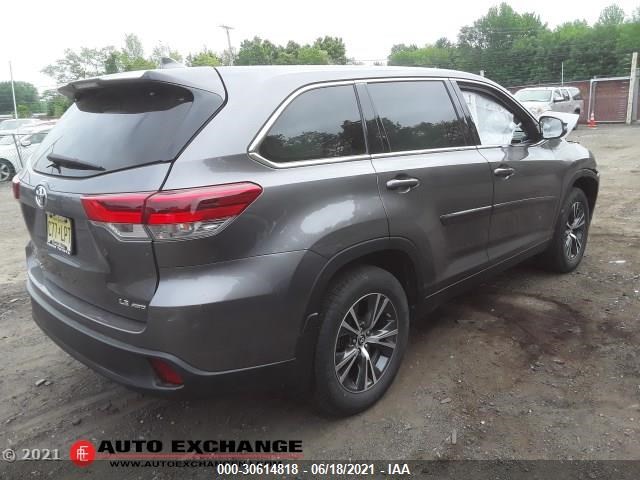 Photo 6 VIN: 5TDBZRFH5KS995021 - TOYOTA HIGHLANDER 