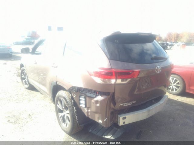 Photo 2 VIN: 5TDBZRFH6HS371799 - TOYOTA HIGHLANDER 