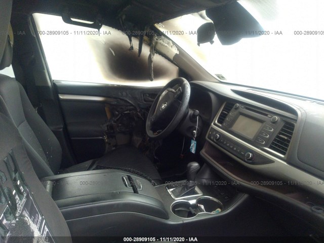 Photo 4 VIN: 5TDBZRFH6JS837284 - TOYOTA HIGHLANDER 