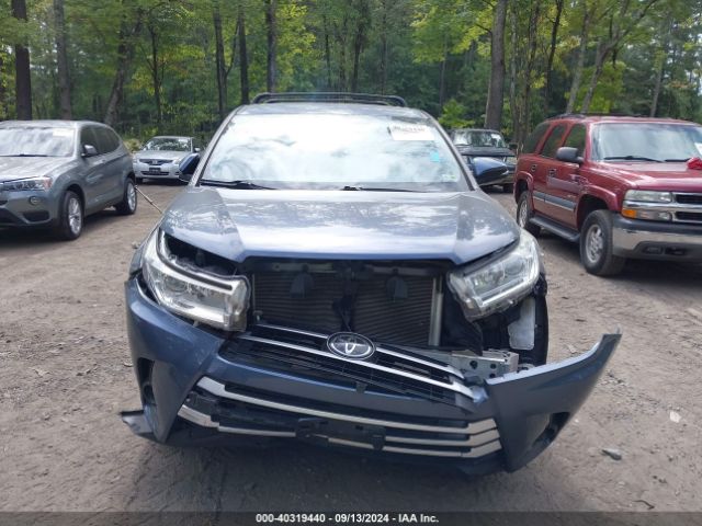 Photo 5 VIN: 5TDBZRFH6JS869491 - TOYOTA HIGHLANDER 