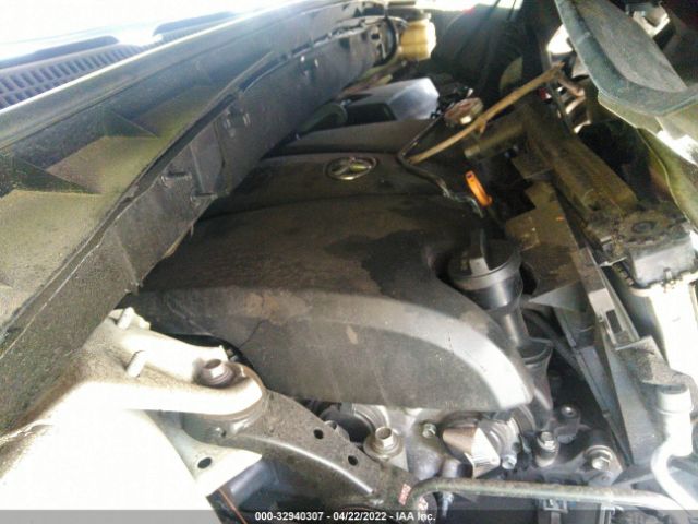 Photo 9 VIN: 5TDBZRFH6JS885996 - TOYOTA HIGHLANDER 