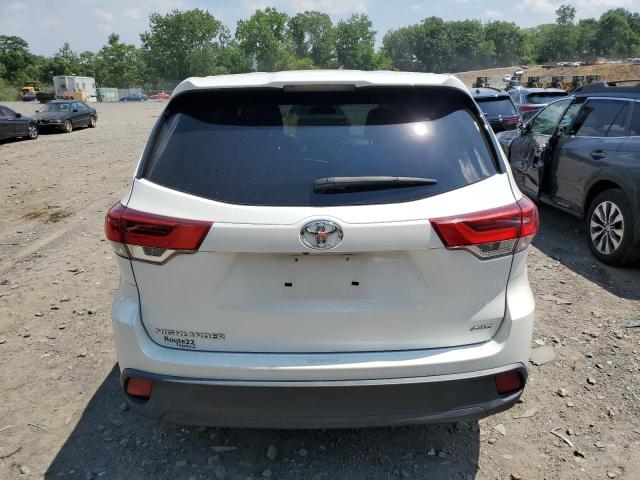 Photo 5 VIN: 5TDBZRFH6JS891247 - TOYOTA HIGHLANDER 