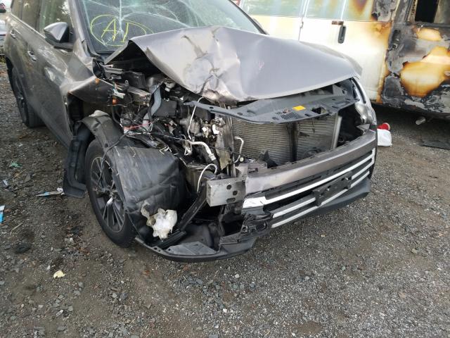 Photo 8 VIN: 5TDBZRFH6KS970287 - TOYOTA HIGHLANDER 