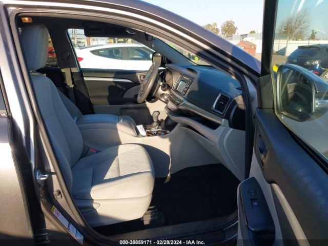 Photo 4 VIN: 5TDBZRFH7HS374520 - TOYOTA HIGHLANDER 