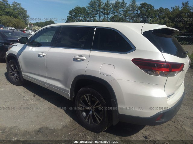 Photo 2 VIN: 5TDBZRFH7HS434635 - TOYOTA HIGHLANDER 