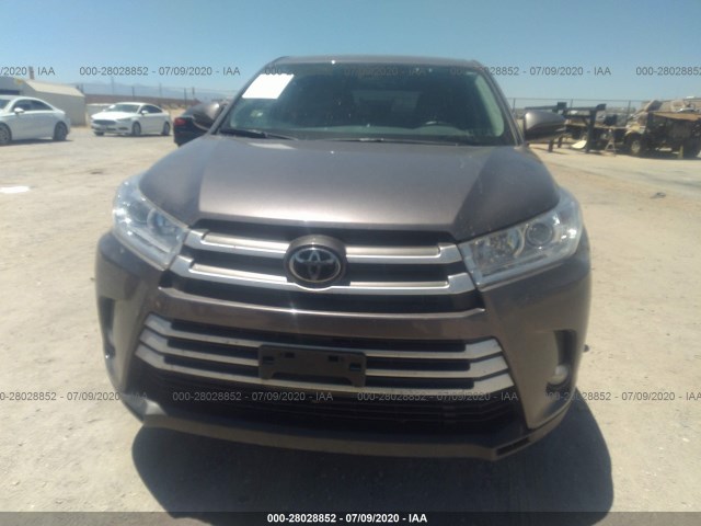 Photo 5 VIN: 5TDBZRFH7KS747840 - TOYOTA HIGHLANDER 