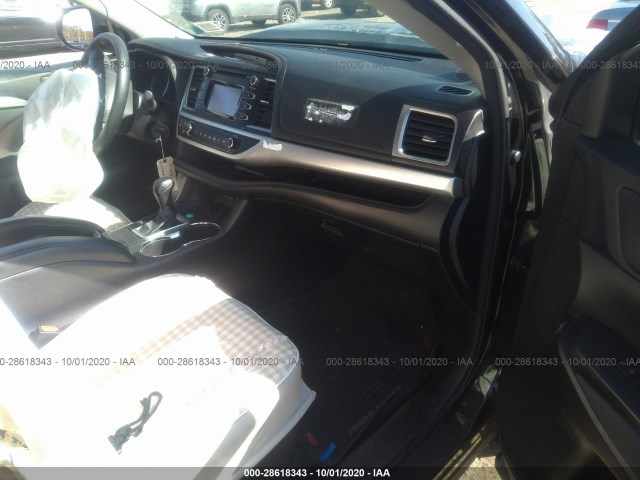 Photo 4 VIN: 5TDBZRFH8HS370282 - TOYOTA HIGHLANDER 