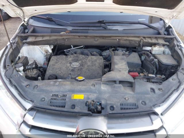 Photo 9 VIN: 5TDBZRFH8HS386496 - TOYOTA HIGHLANDER 