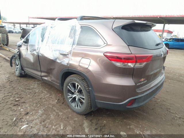 Photo 2 VIN: 5TDBZRFH8JS496292 - TOYOTA HIGHLANDER 