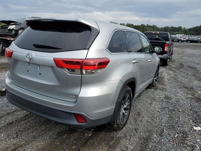 Photo 3 VIN: 5TDBZRFH8JS802147 - TOYOTA HIGHLANDER 