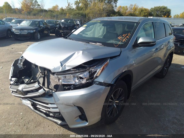 Photo 1 VIN: 5TDBZRFH8JS823516 - TOYOTA HIGHLANDER 