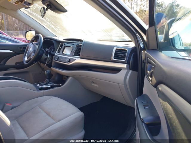 Photo 4 VIN: 5TDBZRFH8KS724180 - TOYOTA HIGHLANDER 