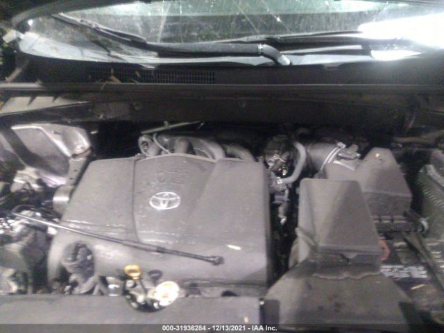 Photo 9 VIN: 5TDBZRFH8KS729668 - TOYOTA HIGHLANDER 