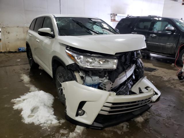 Photo 0 VIN: 5TDBZRFH9HS398625 - TOYOTA HIGHLANDER 