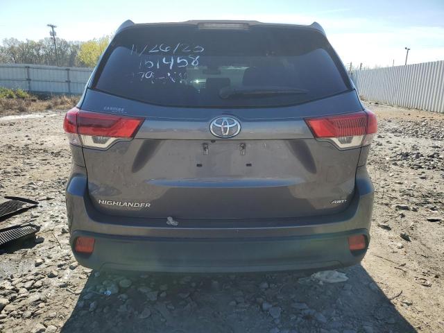 Photo 5 VIN: 5TDBZRFH9JS803209 - TOYOTA HIGHLANDER 