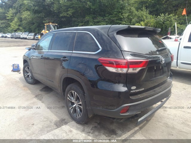 Photo 2 VIN: 5TDBZRFH9JS831852 - TOYOTA HIGHLANDER 