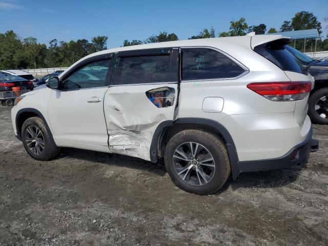 Photo 1 VIN: 5TDBZRFH9JS895521 - TOYOTA HIGHLANDER 