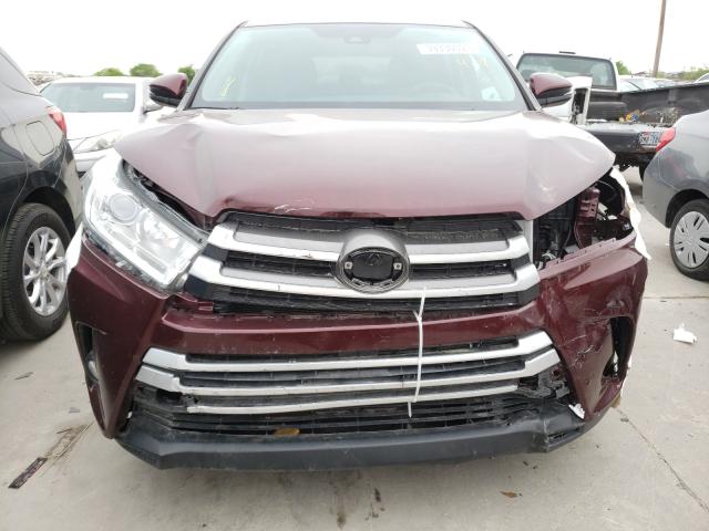 Photo 8 VIN: 5TDBZRFH9KS717965 - TOYOTA HIGHLANDER 