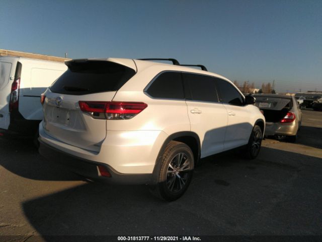 Photo 3 VIN: 5TDBZRFH9KS734541 - TOYOTA HIGHLANDER 