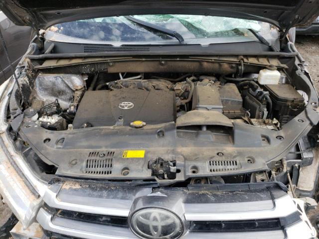 Photo 6 VIN: 5TDBZRFHXHS370526 - TOYOTA HIGHLANDER 