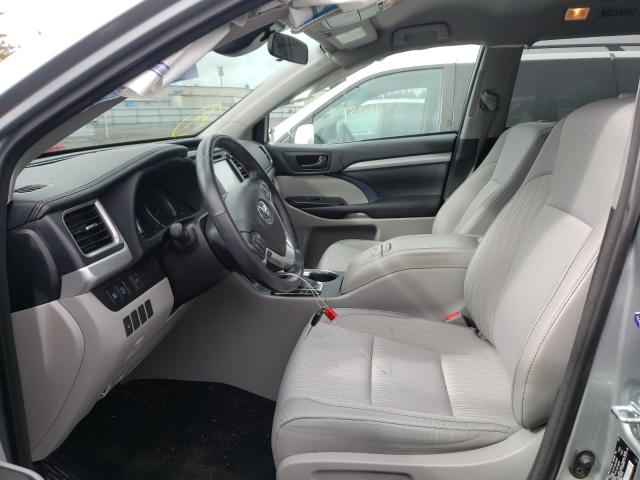 Photo 4 VIN: 5TDBZRFHXHS470934 - TOYOTA HIGHLANDER 