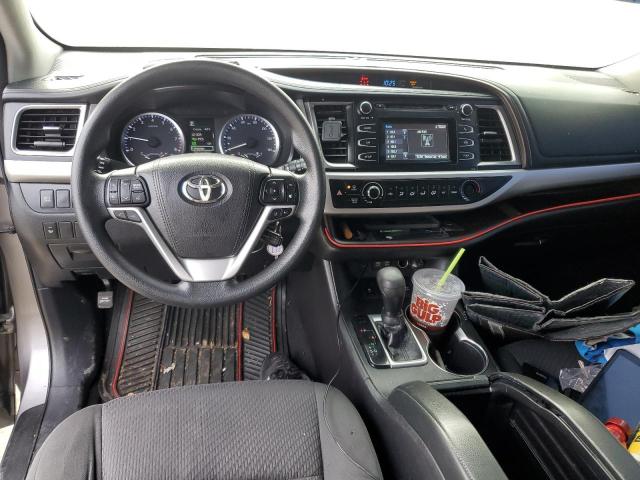 Photo 7 VIN: 5TDBZRFHXJS811237 - TOYOTA HIGHLANDER 