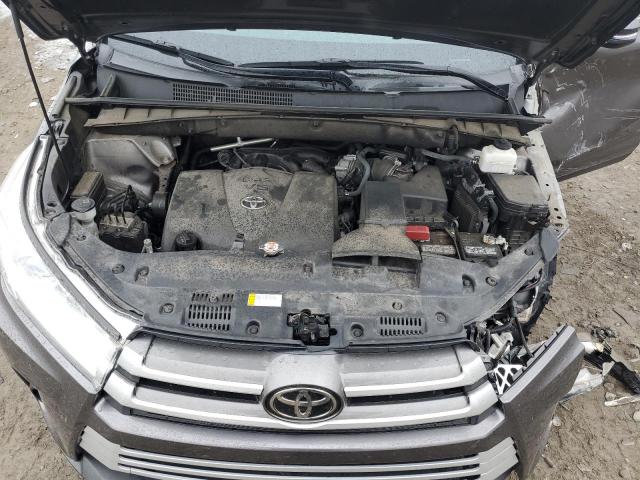 Photo 11 VIN: 5TDBZRFHXKS726500 - TOYOTA HIGHLANDER 