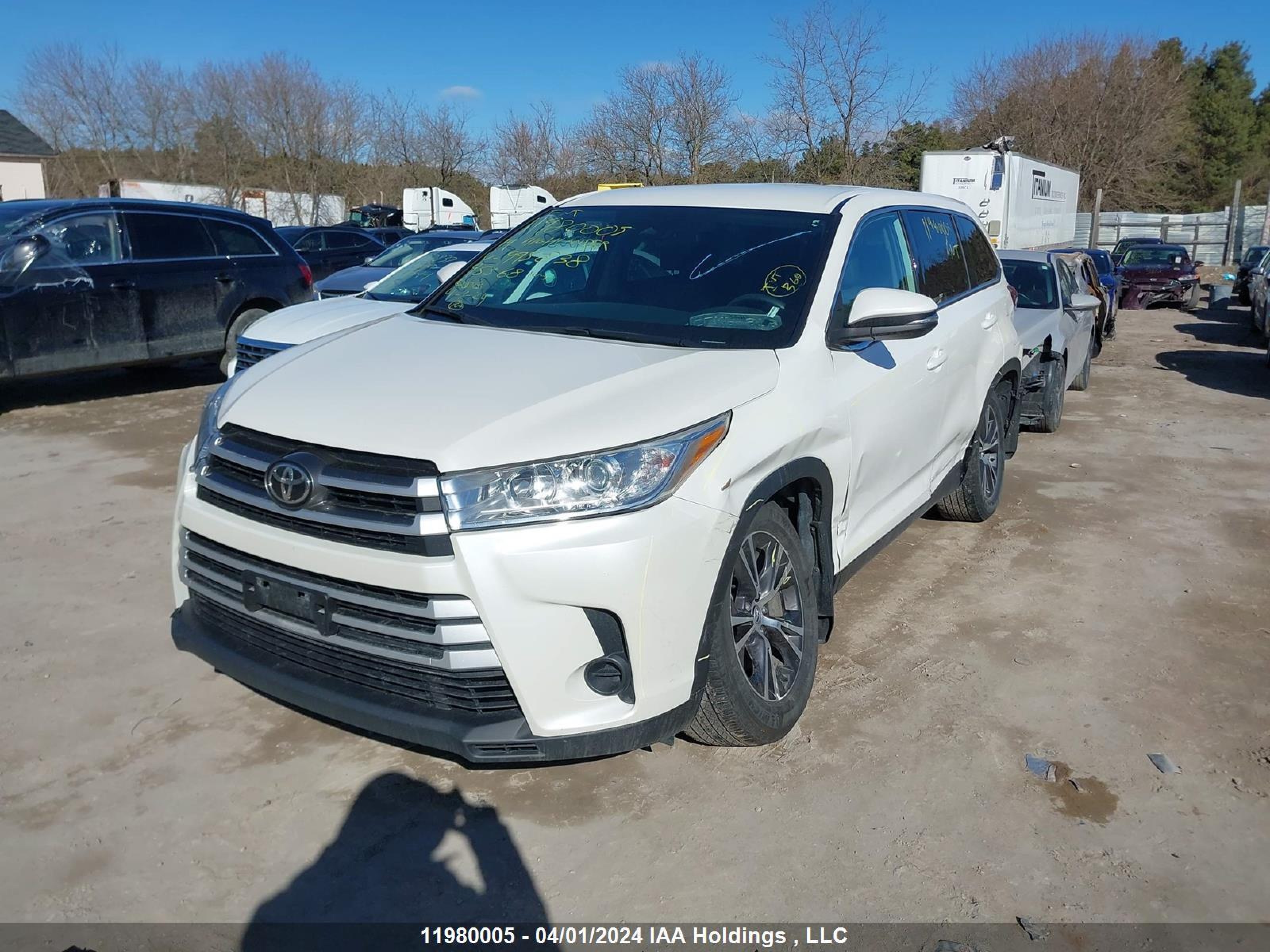 Photo 1 VIN: 5TDBZRFHXKS995838 - TOYOTA HIGHLANDER 