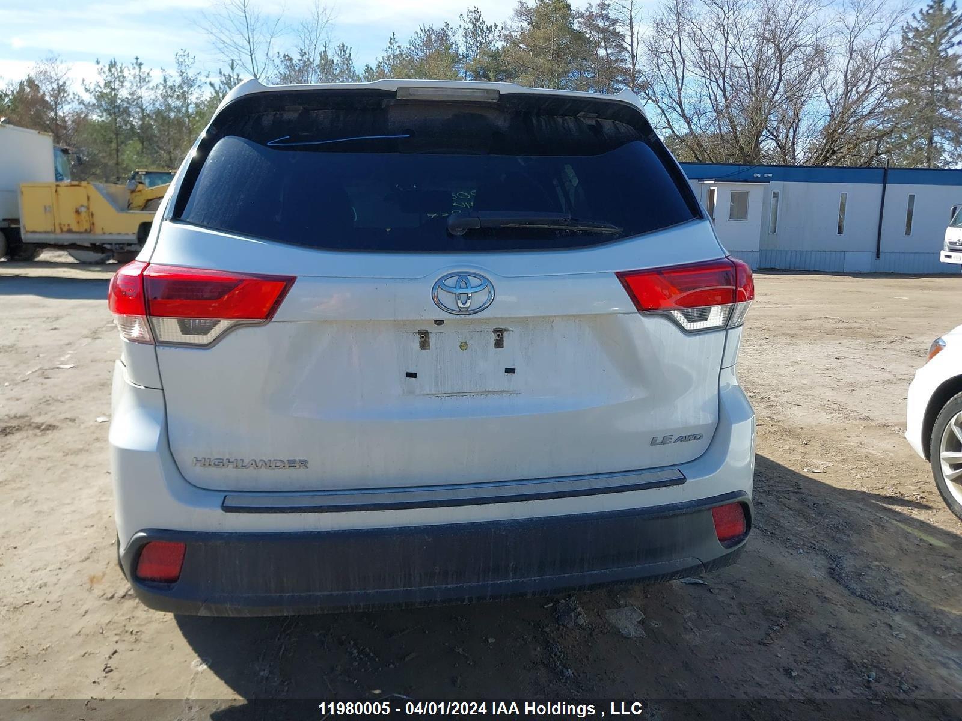 Photo 15 VIN: 5TDBZRFHXKS995838 - TOYOTA HIGHLANDER 