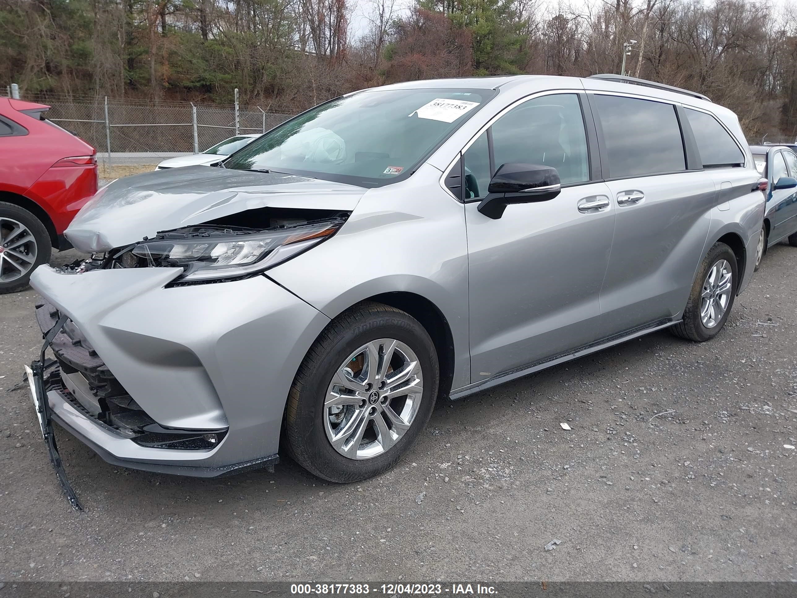 Photo 1 VIN: 5TDCSKFC9PS086999 - TOYOTA SIENNA 