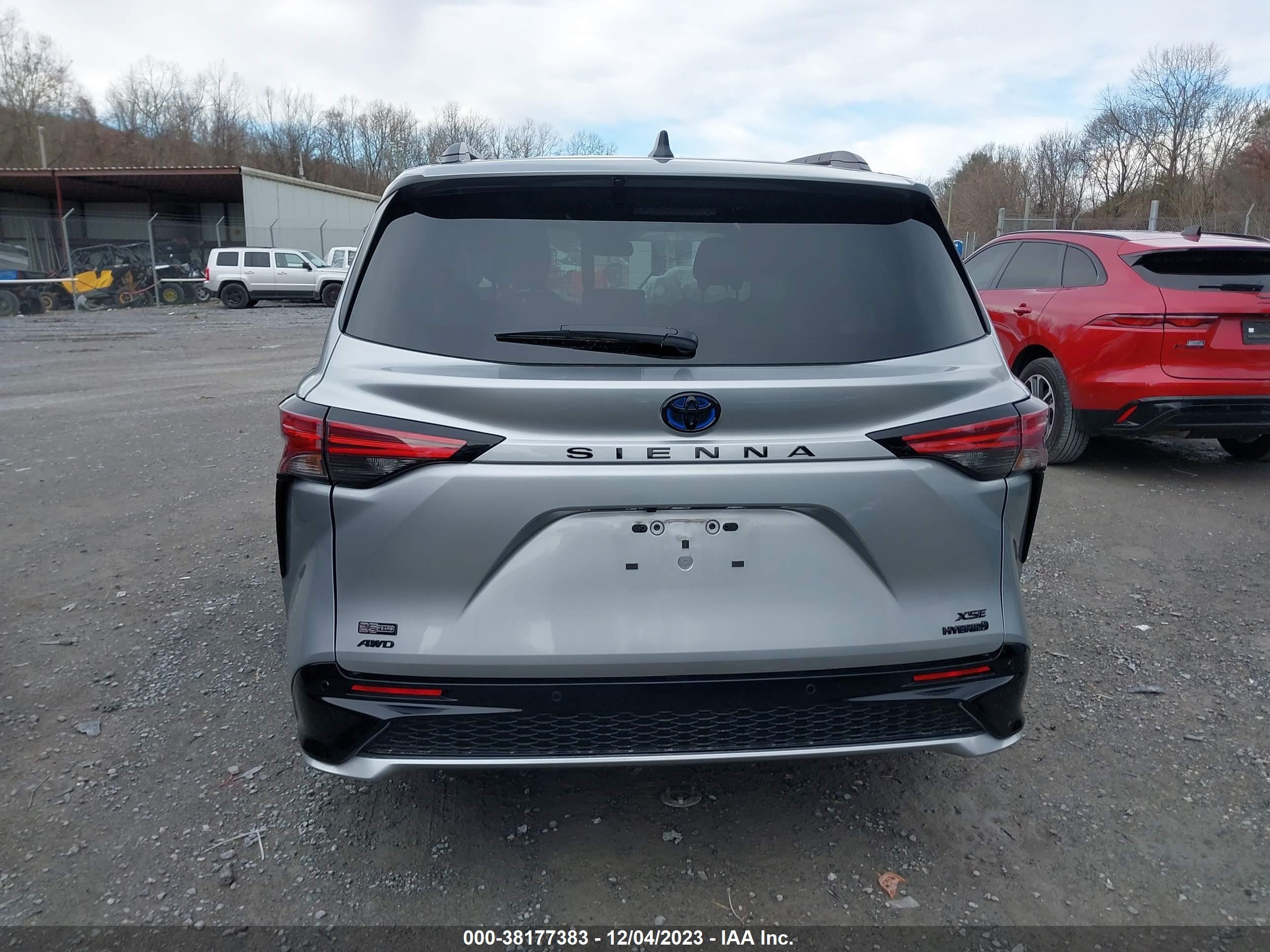 Photo 15 VIN: 5TDCSKFC9PS086999 - TOYOTA SIENNA 