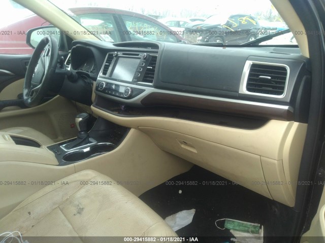 Photo 4 VIN: 5TDDCRFH4ES006804 - TOYOTA HIGHLANDER HYBRID 