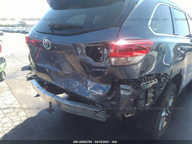 Photo 5 VIN: 5TDDGRFH4JS038750 - TOYOTA HIGHLANDER 