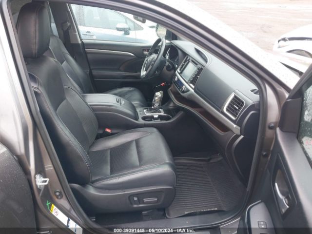 Photo 4 VIN: 5TDDGRFH8HS030998 - TOYOTA HIGHLANDER HYBRID 