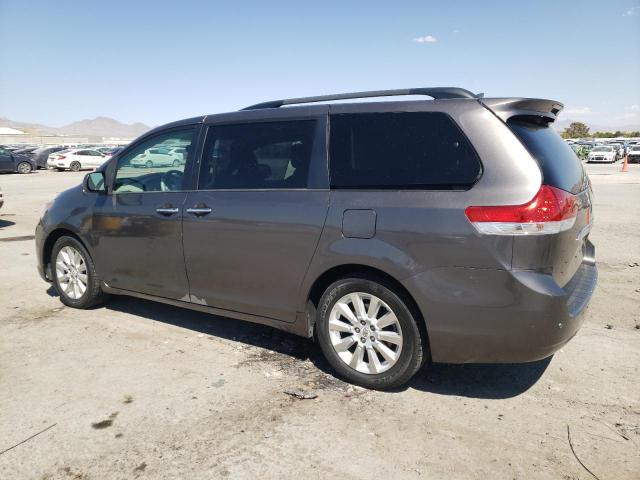 Photo 1 VIN: 5TDDK3DC0BS003742 - TOYOTA SIENNA XLE 