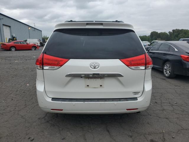 Photo 5 VIN: 5TDDK3DC0BS005670 - TOYOTA SIENNA XLE 