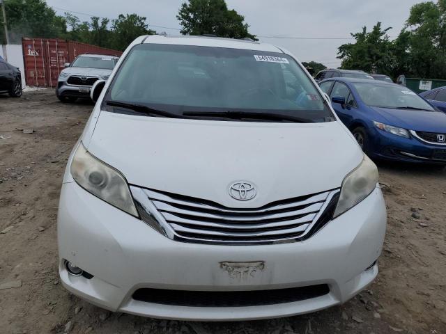 Photo 4 VIN: 5TDDK3DC0BS020086 - TOYOTA SIENNA XLE 