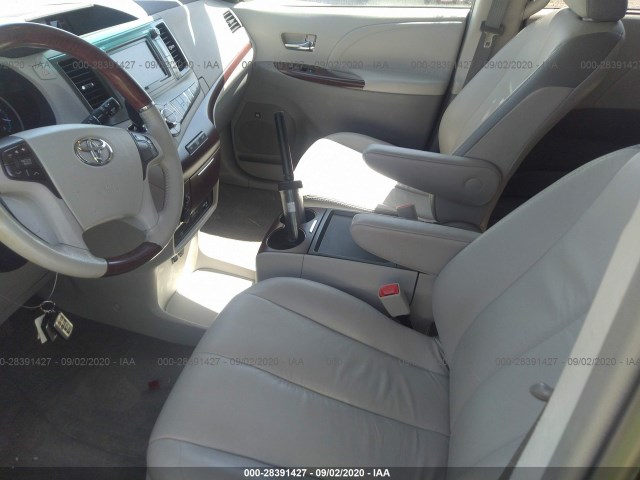 Photo 4 VIN: 5TDDK3DC0BS020153 - TOYOTA SIENNA 