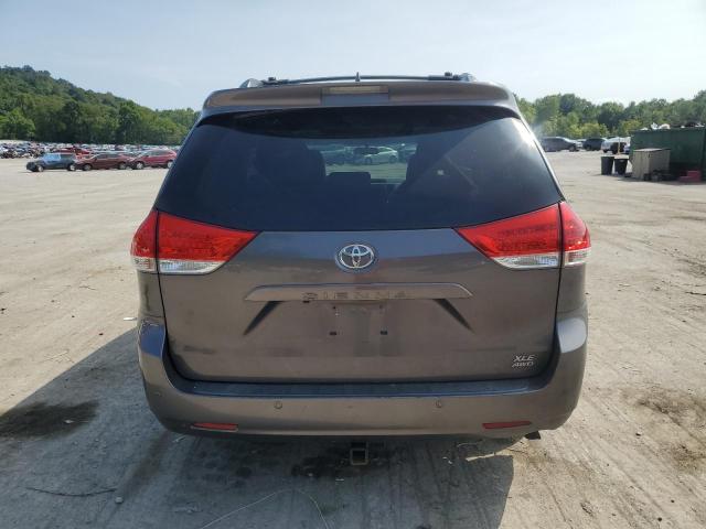 Photo 5 VIN: 5TDDK3DC0BS027331 - TOYOTA SIENNA XLE 