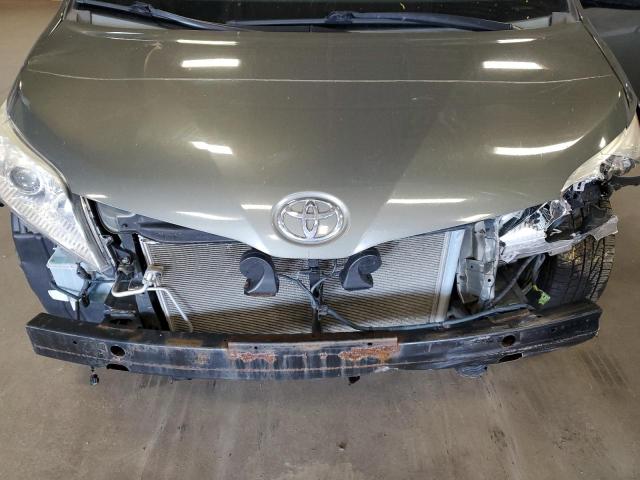 Photo 11 VIN: 5TDDK3DC0BS027412 - TOYOTA SIENNA XLE 