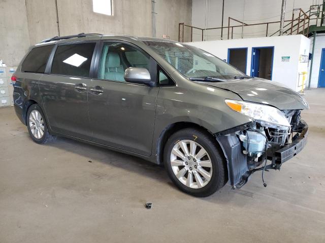 Photo 3 VIN: 5TDDK3DC0BS027412 - TOYOTA SIENNA XLE 