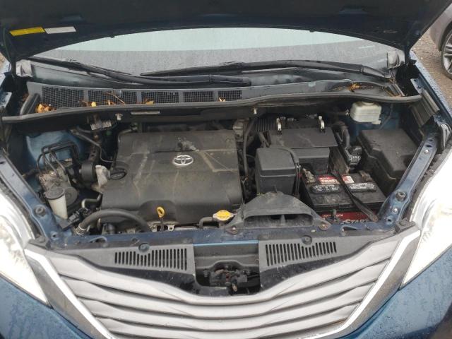 Photo 11 VIN: 5TDDK3DC0BS030150 - TOYOTA SIENNA XLE 