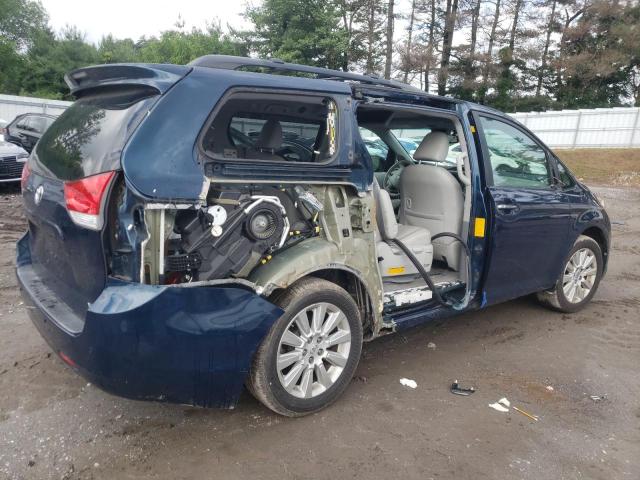 Photo 2 VIN: 5TDDK3DC0BS030150 - TOYOTA SIENNA XLE 