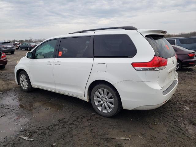 Photo 1 VIN: 5TDDK3DC0CS041991 - TOYOTA SIENNA XLE 